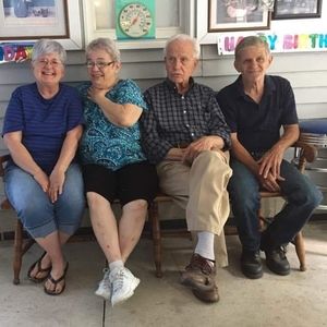 Meet your Posher, Christie